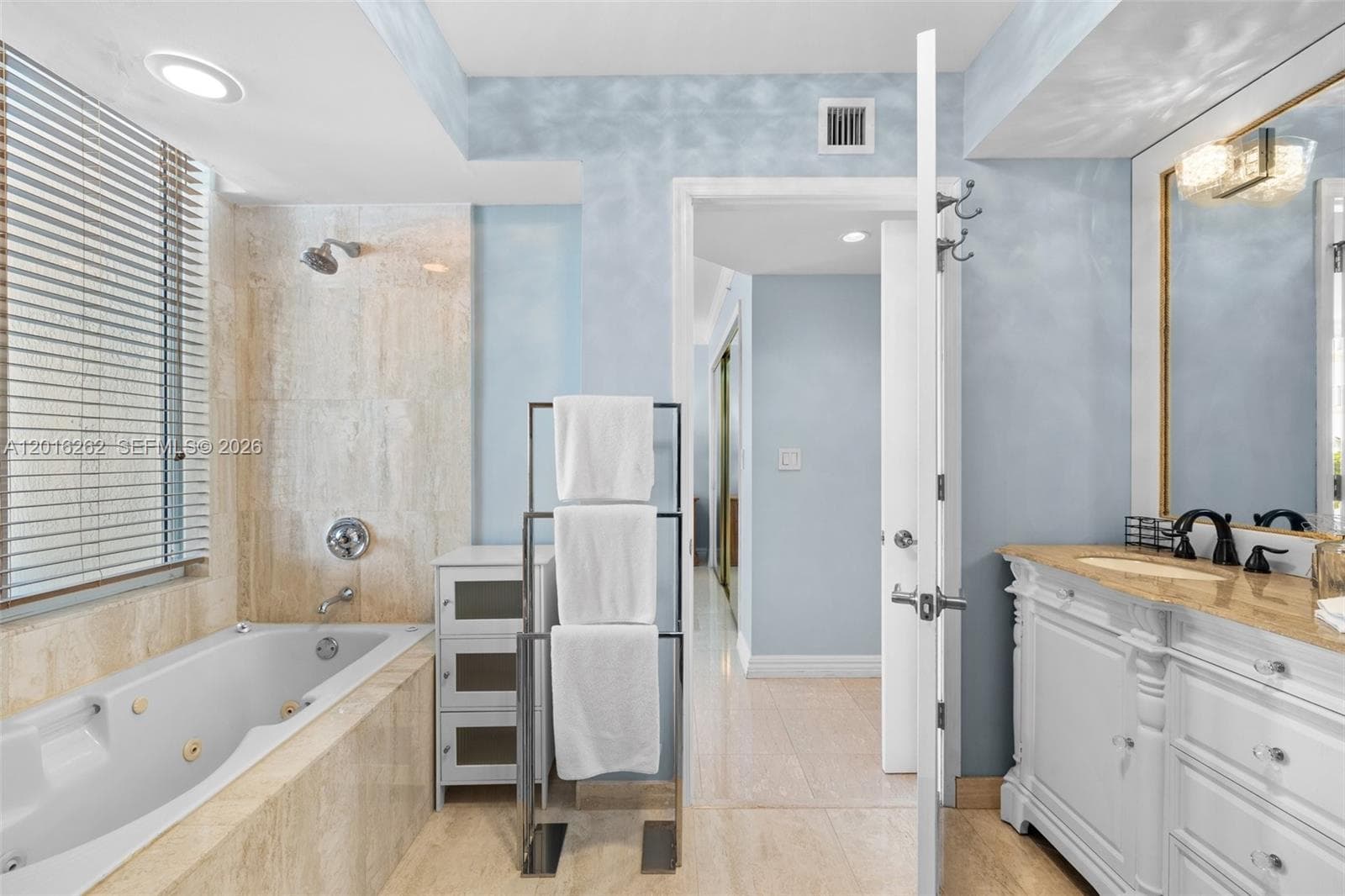18671 Collins Ave # 404, Sunny Isles Beach FL 33160 — 40