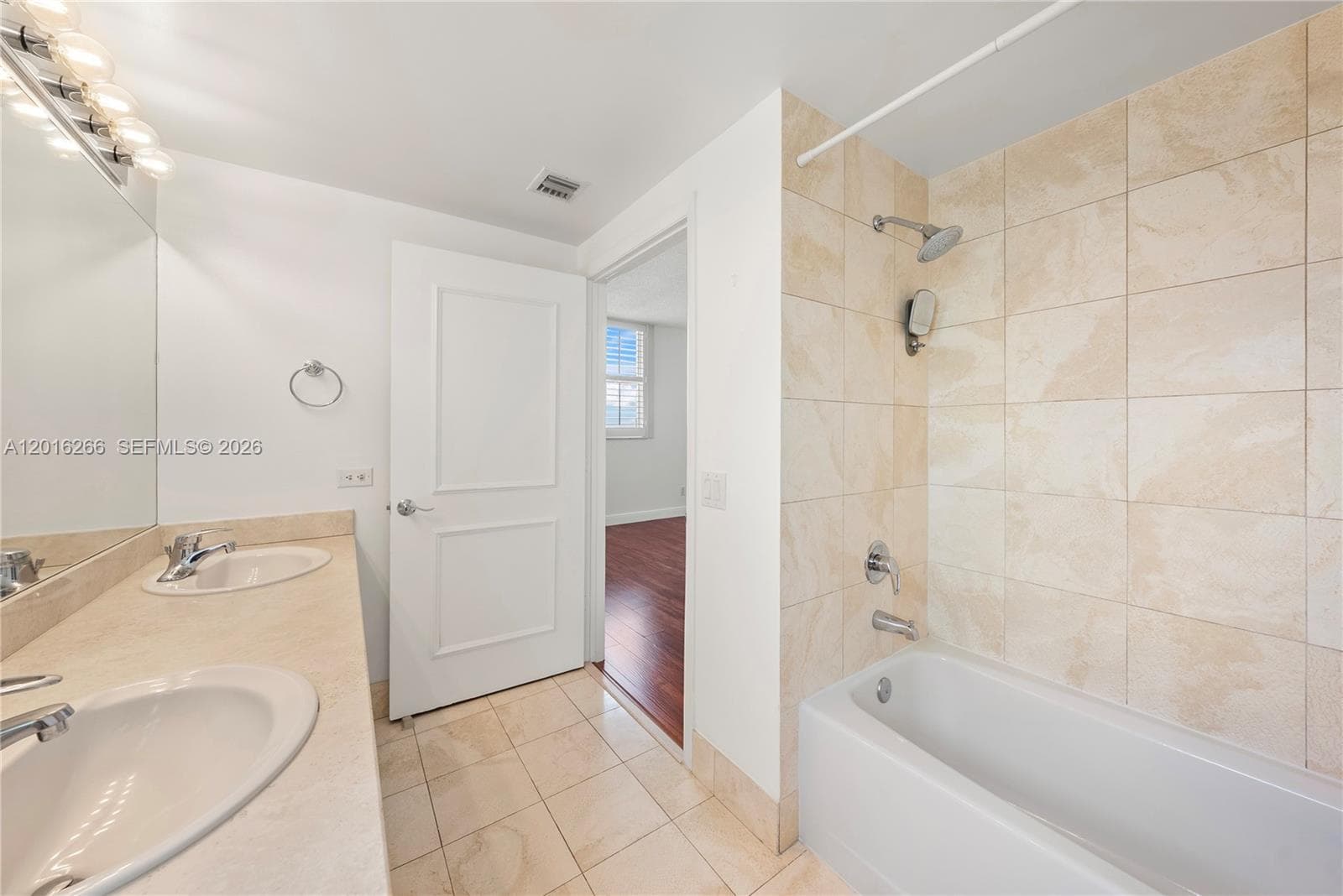 2475 Brickell Ave # 2206, Miami FL 33129 — 26