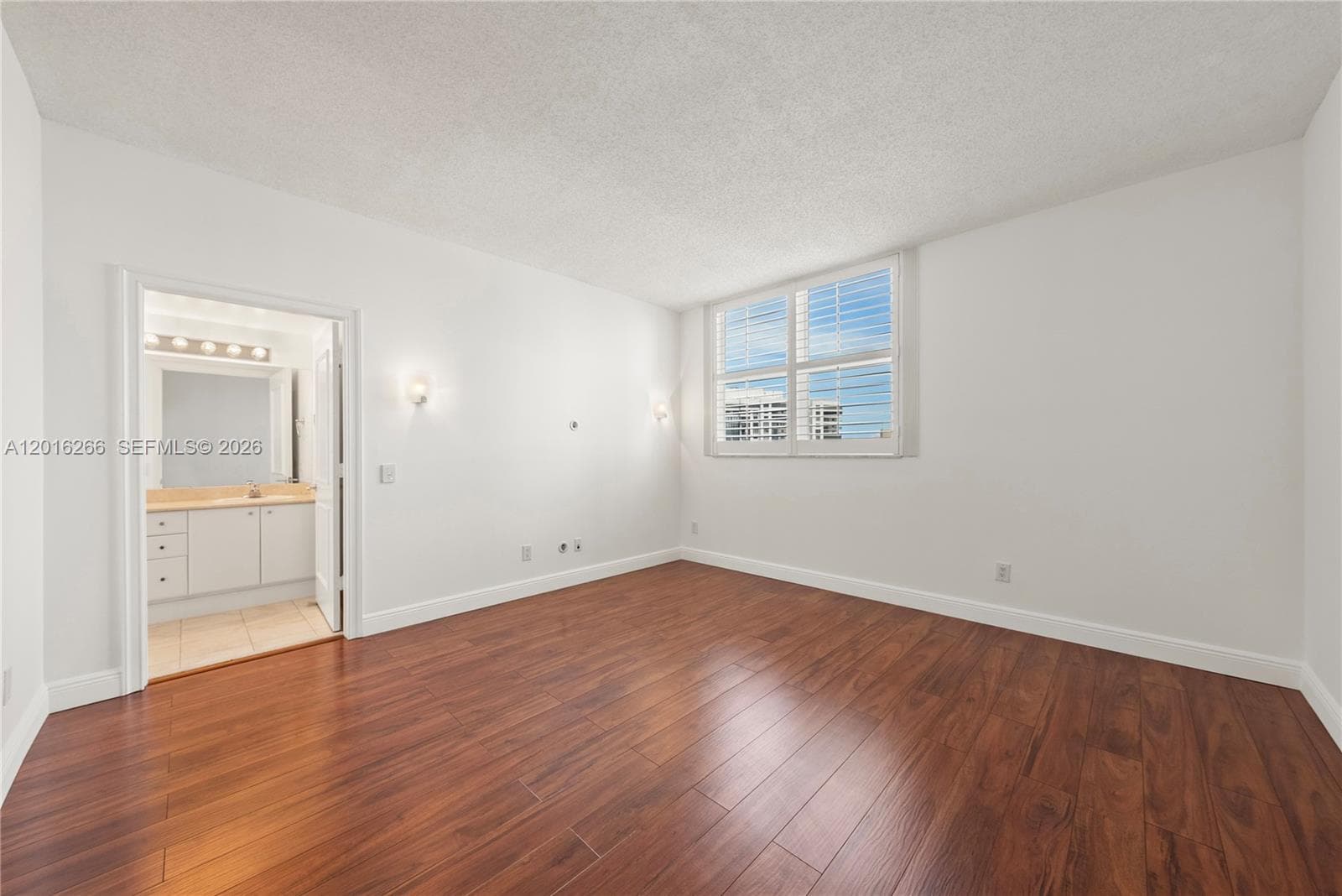2475 Brickell Ave # 2206, Miami FL 33129 — 22
