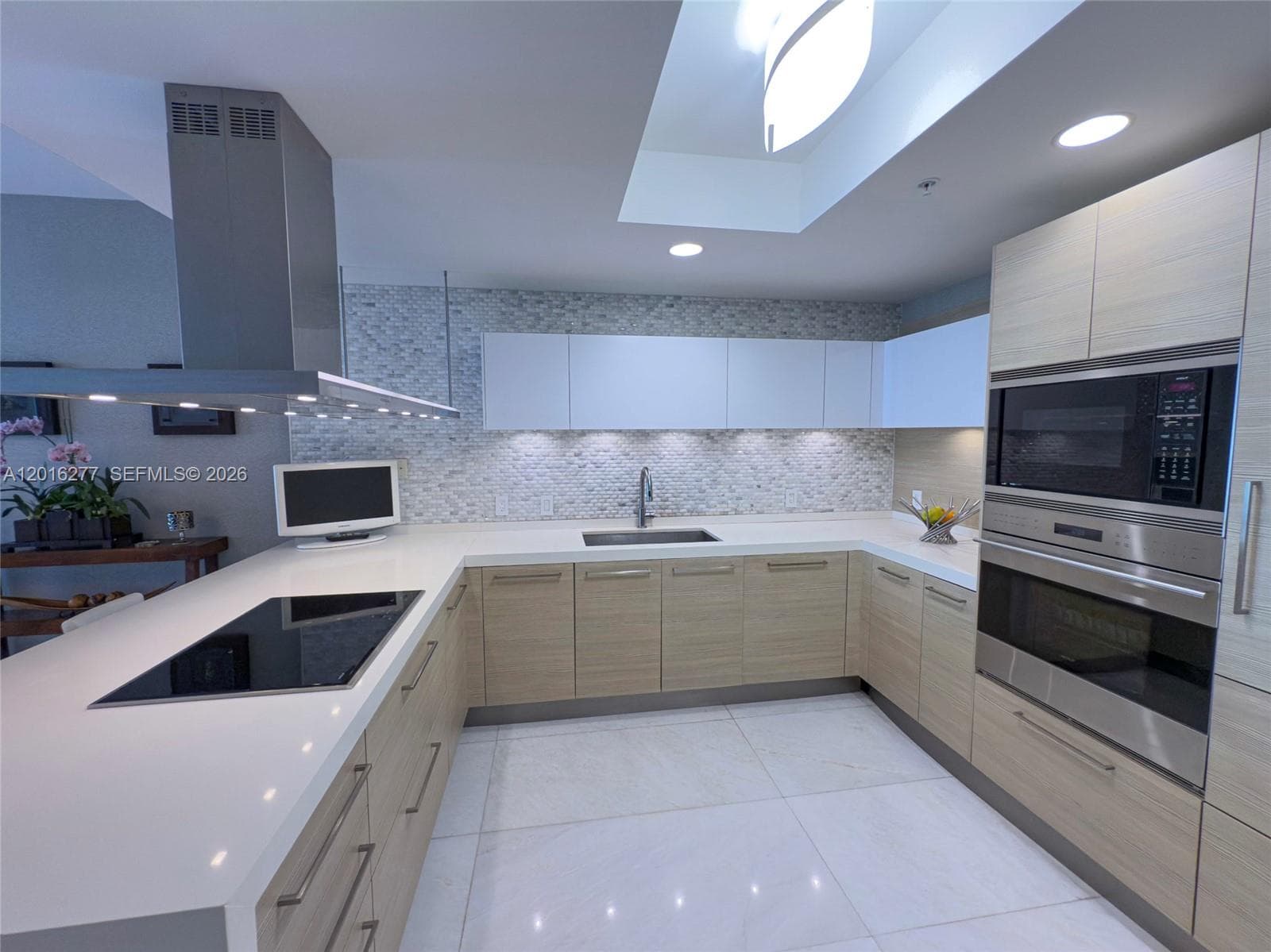 17111 Biscayne Blvd # 1705, North Miami Beach FL 33160 — 15