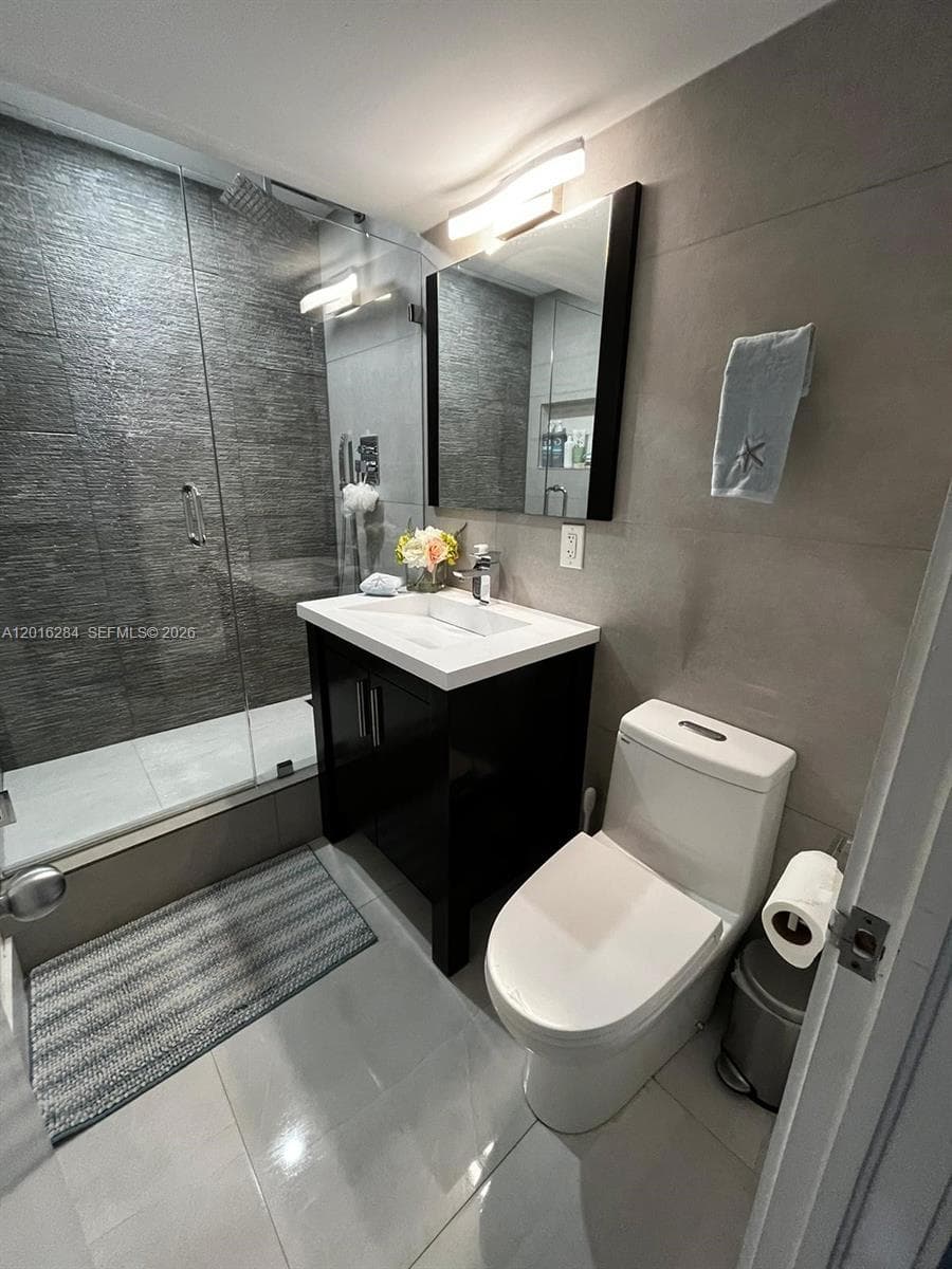 1627 Brickell Ave # 1204, Miami FL 33129 — 16