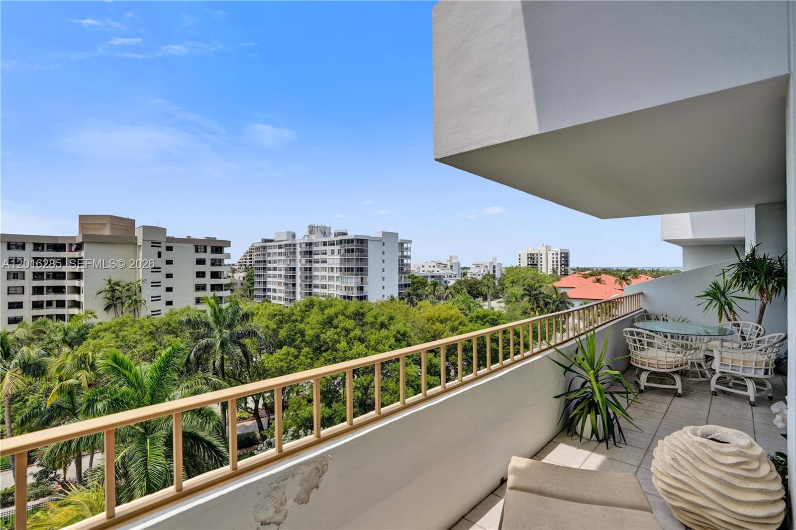 155 Ocean Lane Dr # 707, Key Biscayne FL 33149 — 2