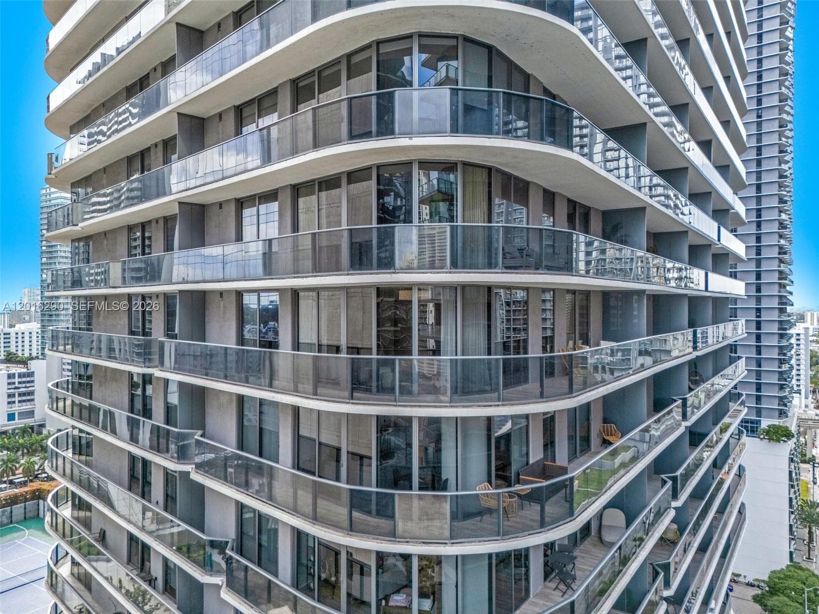 801 S Miami Ave # 1805, Miami FL 33130 — 32