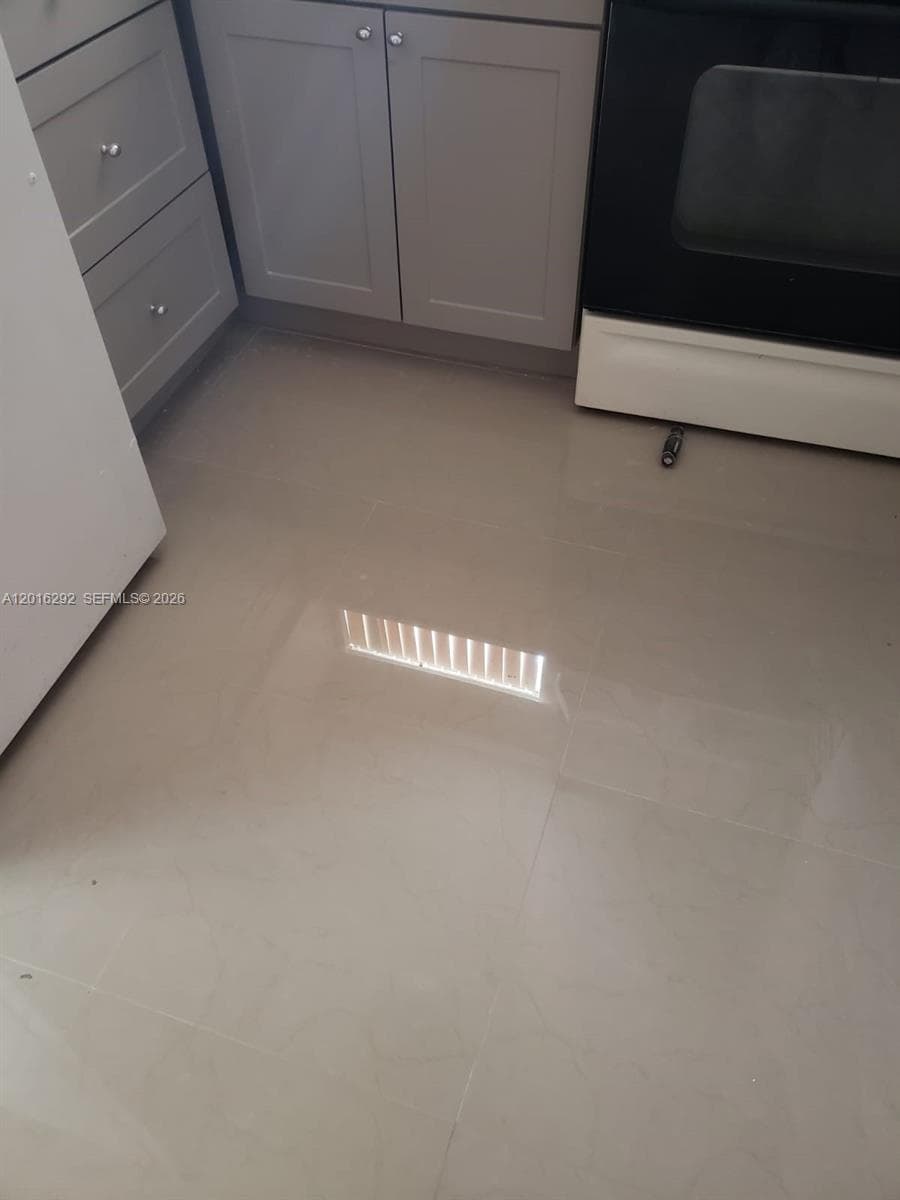 Segovia Gardens Condo, Miami, FL — 5