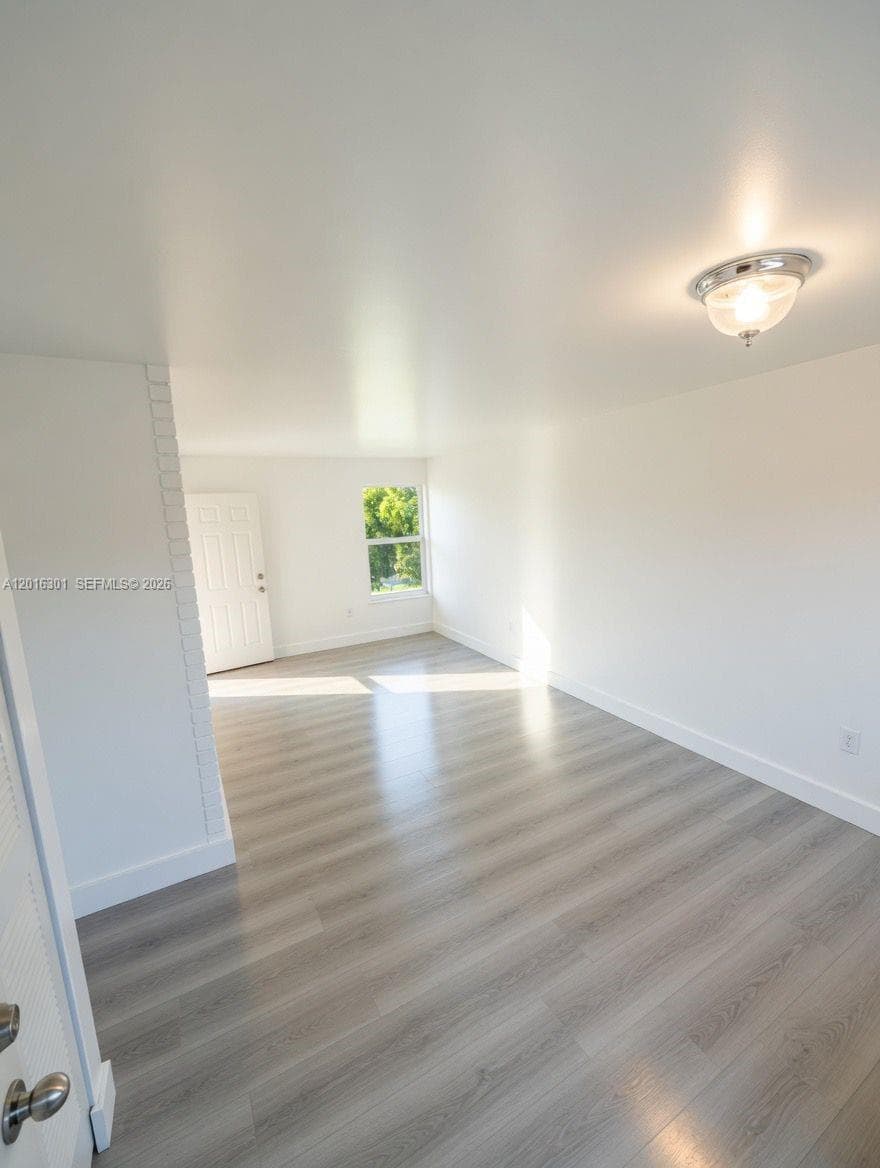 6850 W 14th Ct # C28, Hialeah FL 33014 — 3