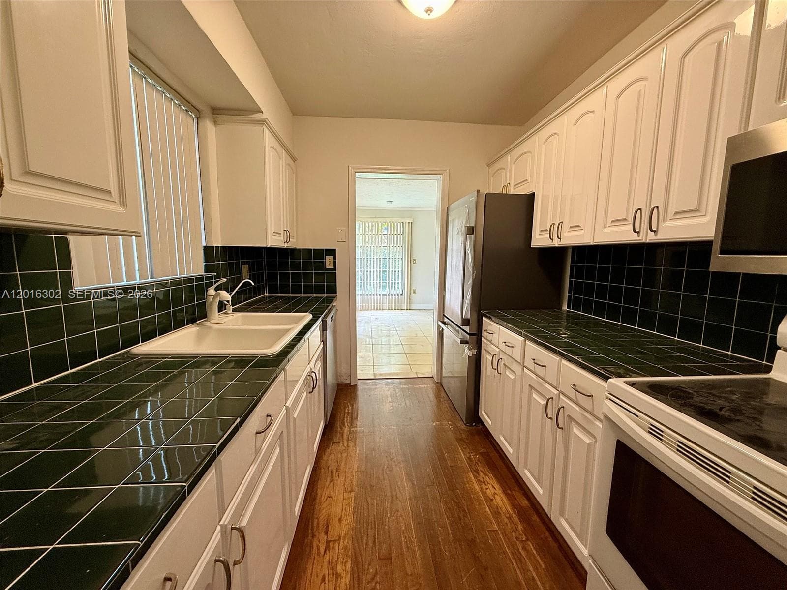 110 Antilla Ave, Coral Gables FL 33134 — 1