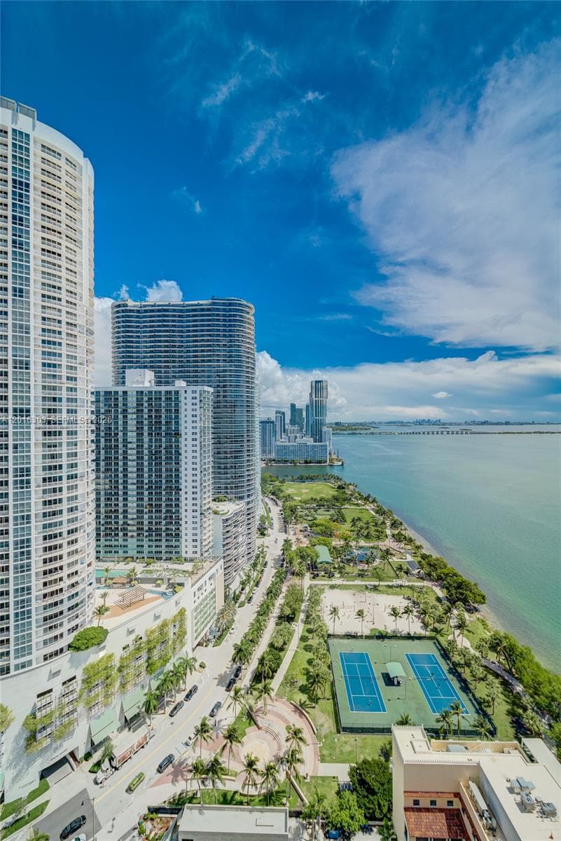 1717 N Bayshore Dr # 3751, Miami FL 33132 — 15