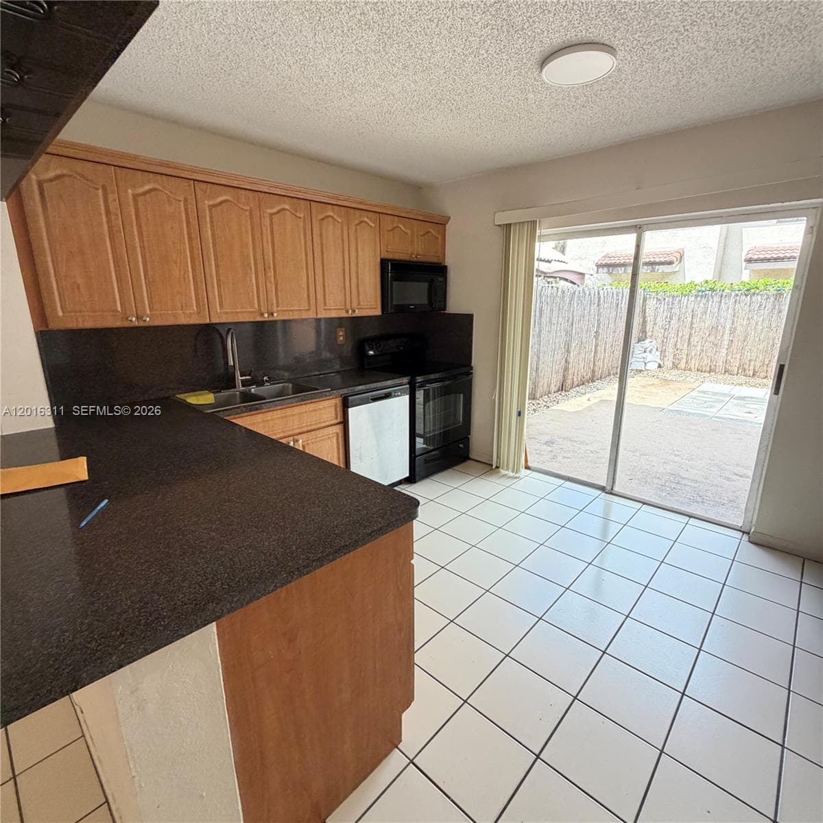 680 NW 82nd Pl # 264, Miami FL 33126 — 2
