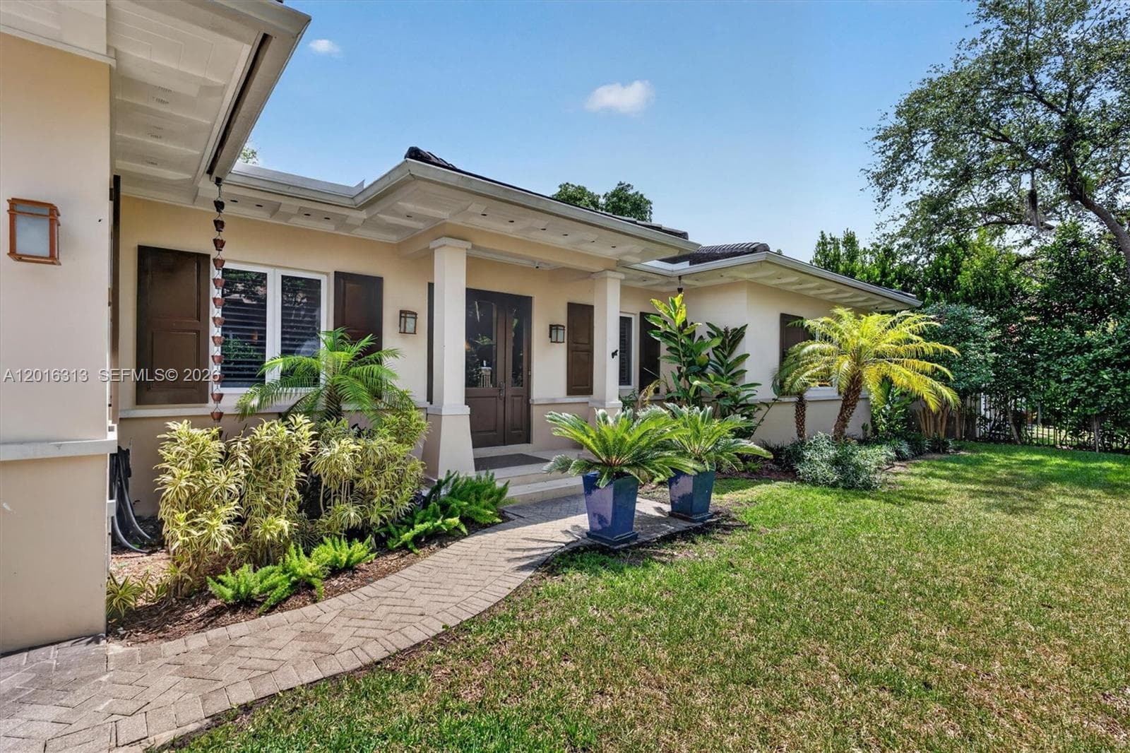 442 Amalfi Ave, Coral Gables FL 33146 — 3