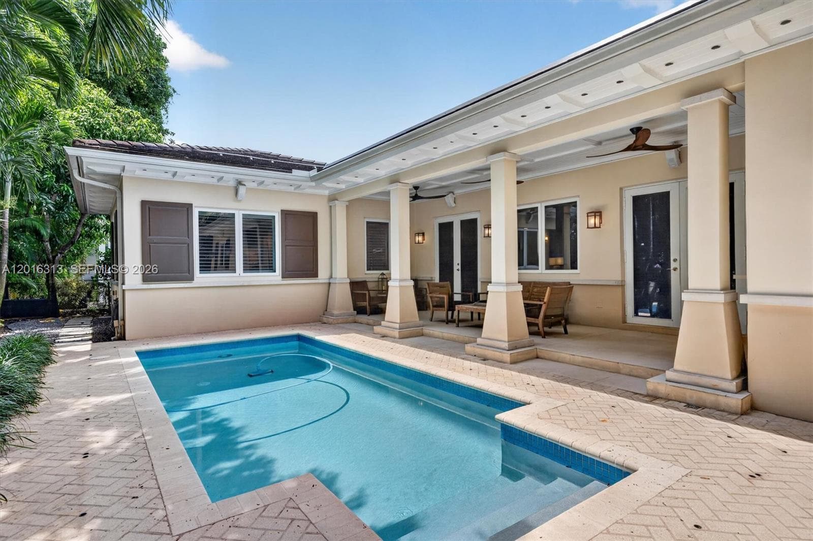 442 Amalfi Ave, Coral Gables FL 33146 — 30