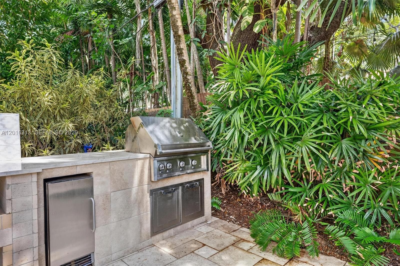 442 Amalfi Ave, Coral Gables FL 33146 — 38