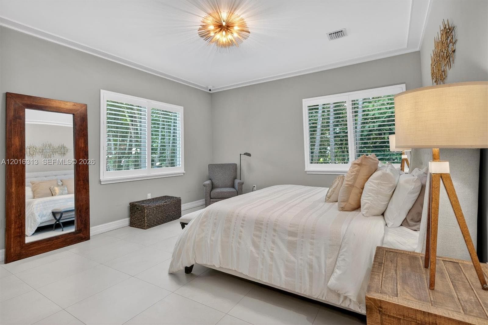 442 Amalfi Ave, Coral Gables FL 33146 — 41