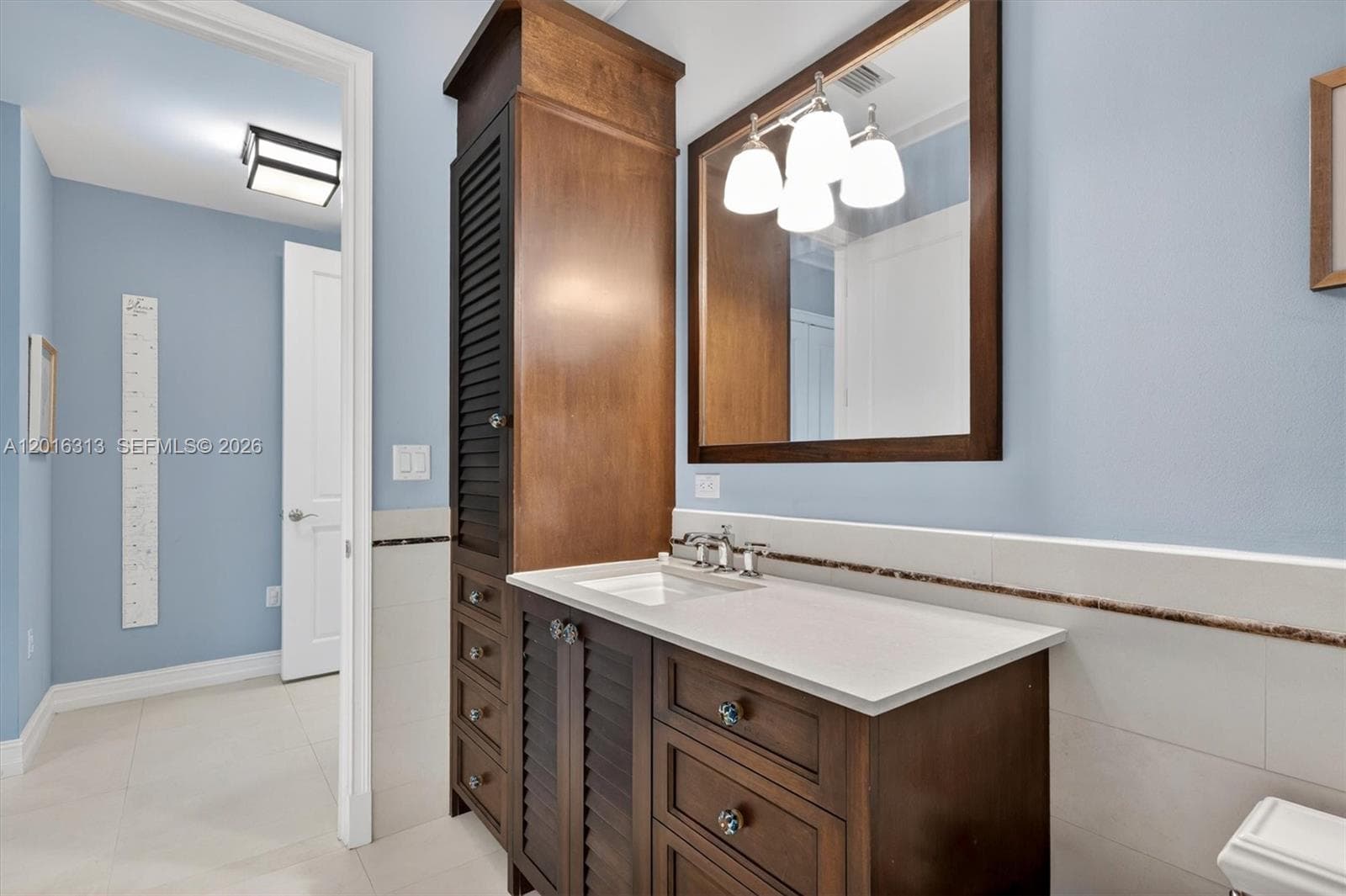 442 Amalfi Ave, Coral Gables FL 33146 — 54