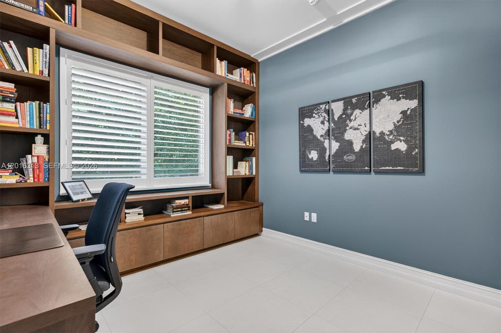 442 Amalfi Ave, Coral Gables FL 33146 — 60