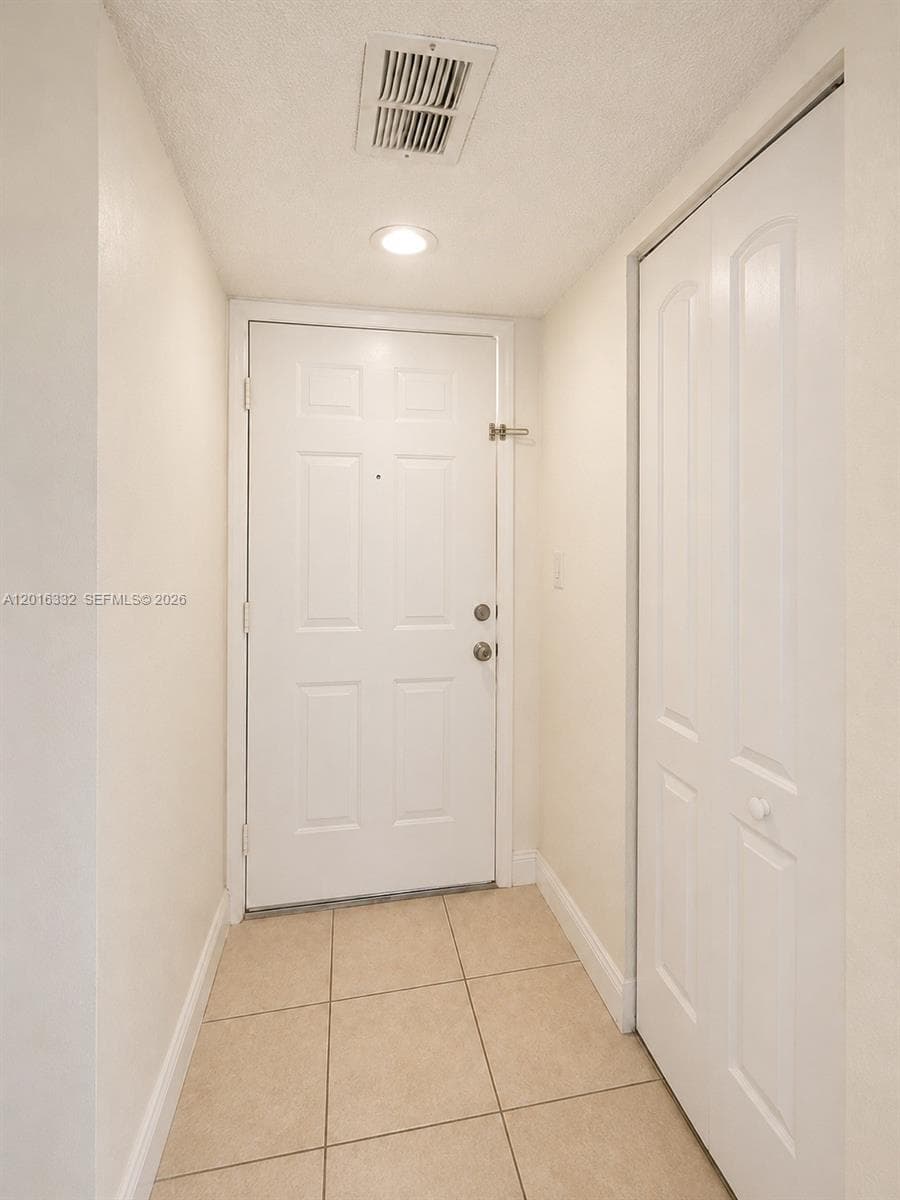 17911 NW 68th Ave # M201, Hialeah FL 33015 — 6