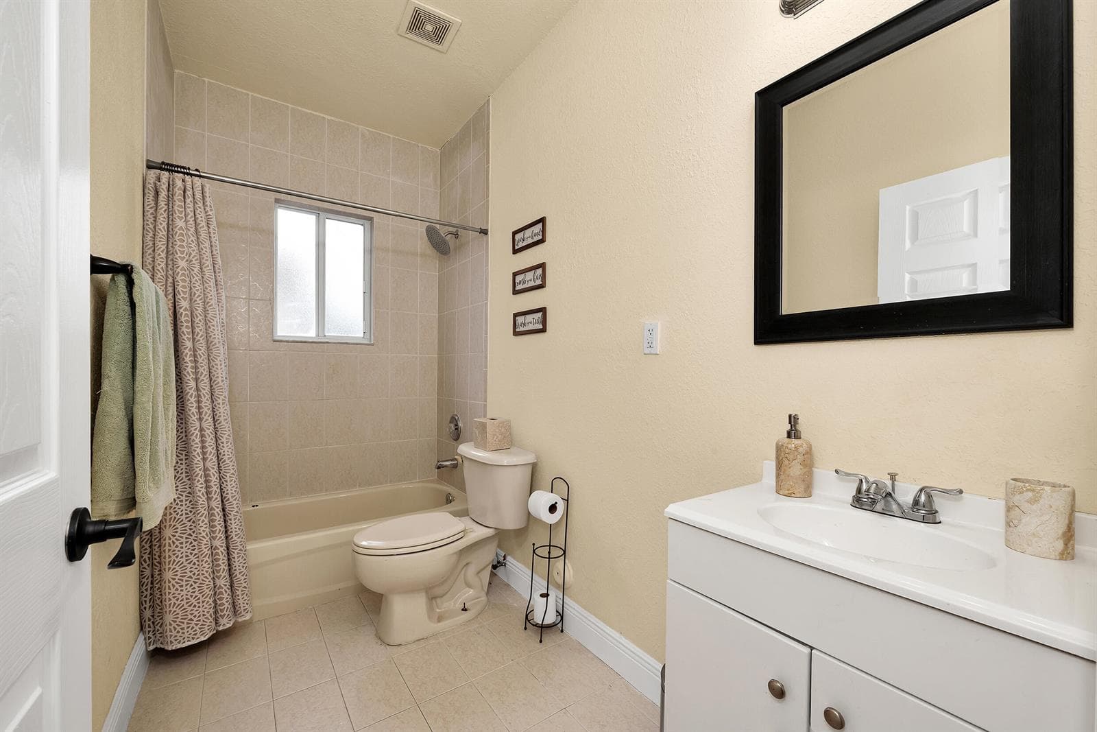 381 NE 35th Terrace, Homestead FL 33033 — 16