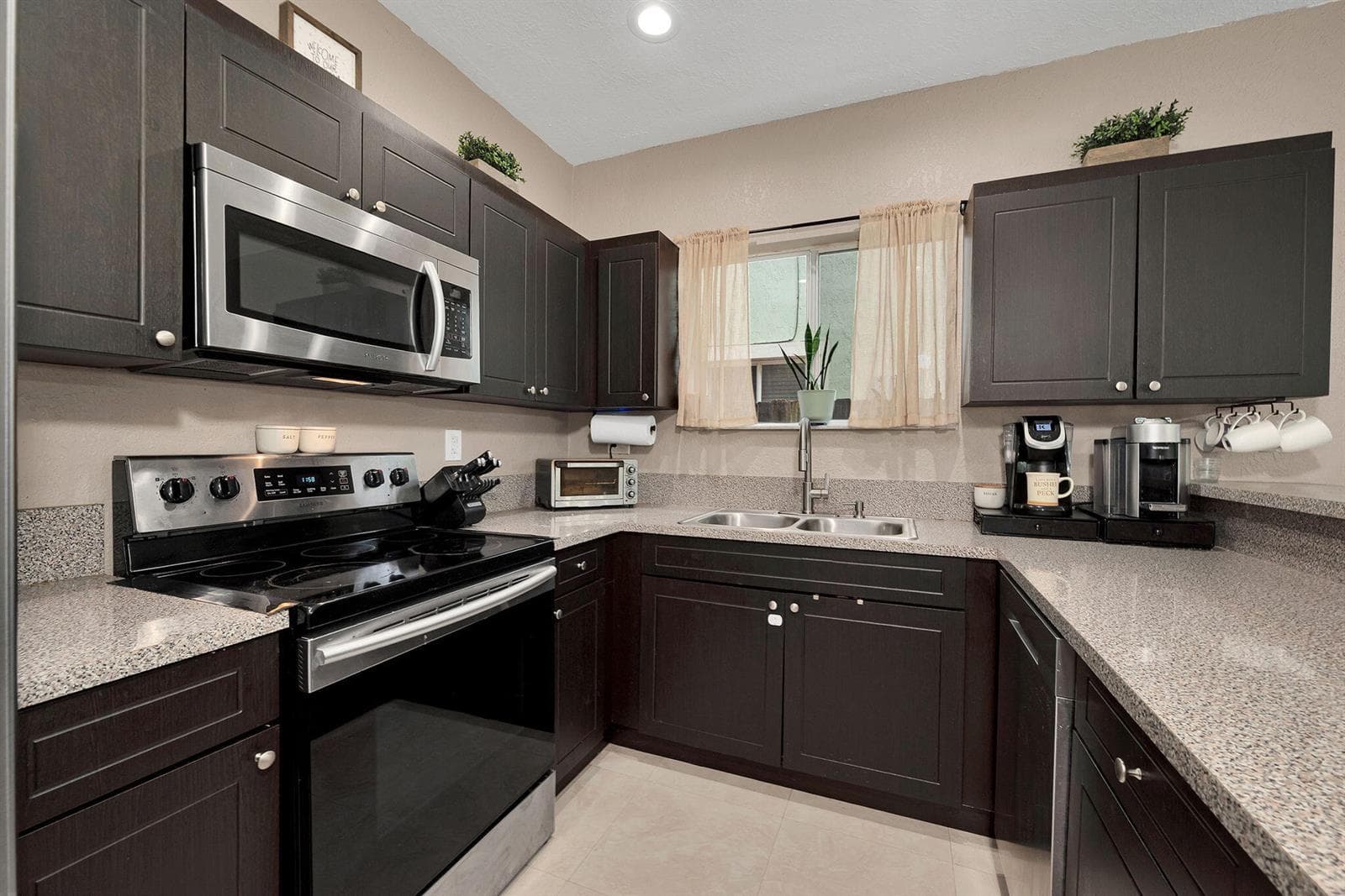 381 NE 35th Terrace, Homestead FL 33033 — 8