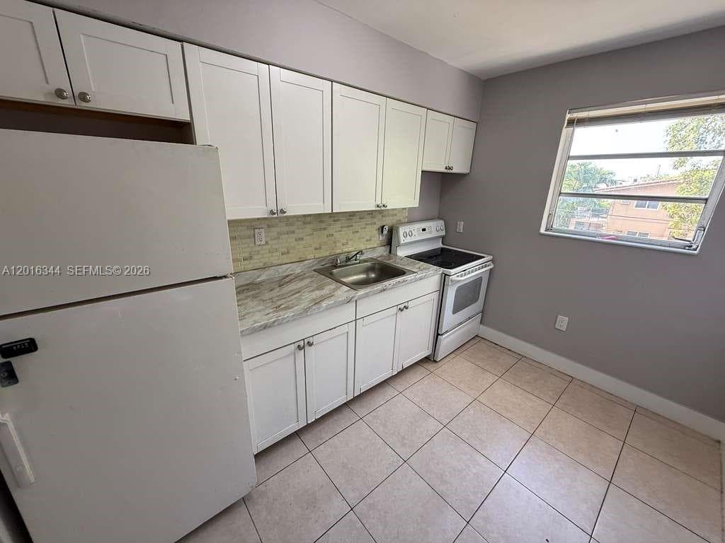 1646 NW 2nd St # 6, Miami FL 33125 — 2