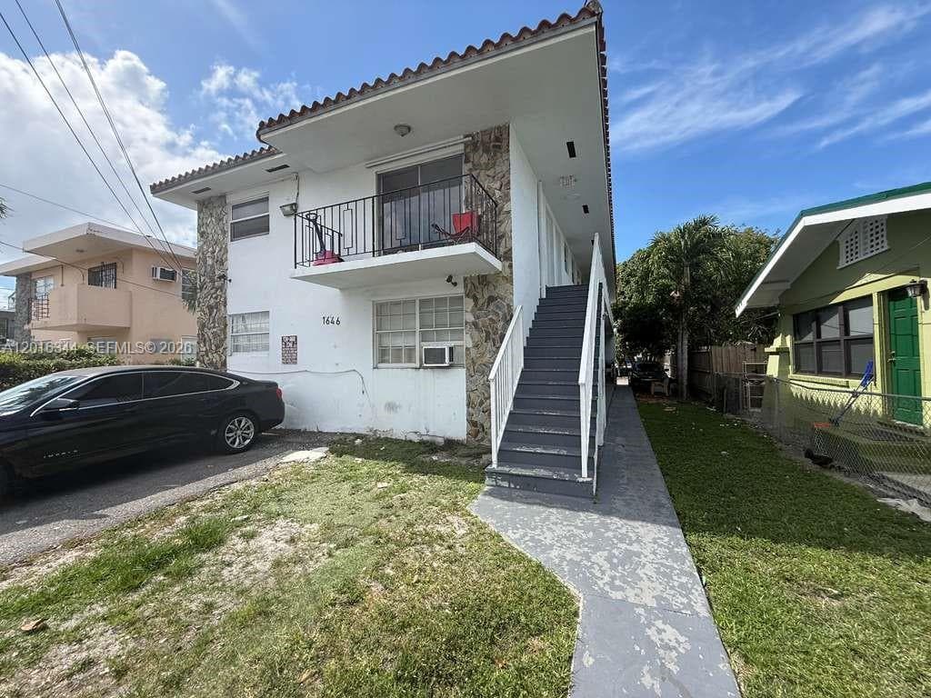1646 NW 2nd St # 6, Miami FL 33125 — 8