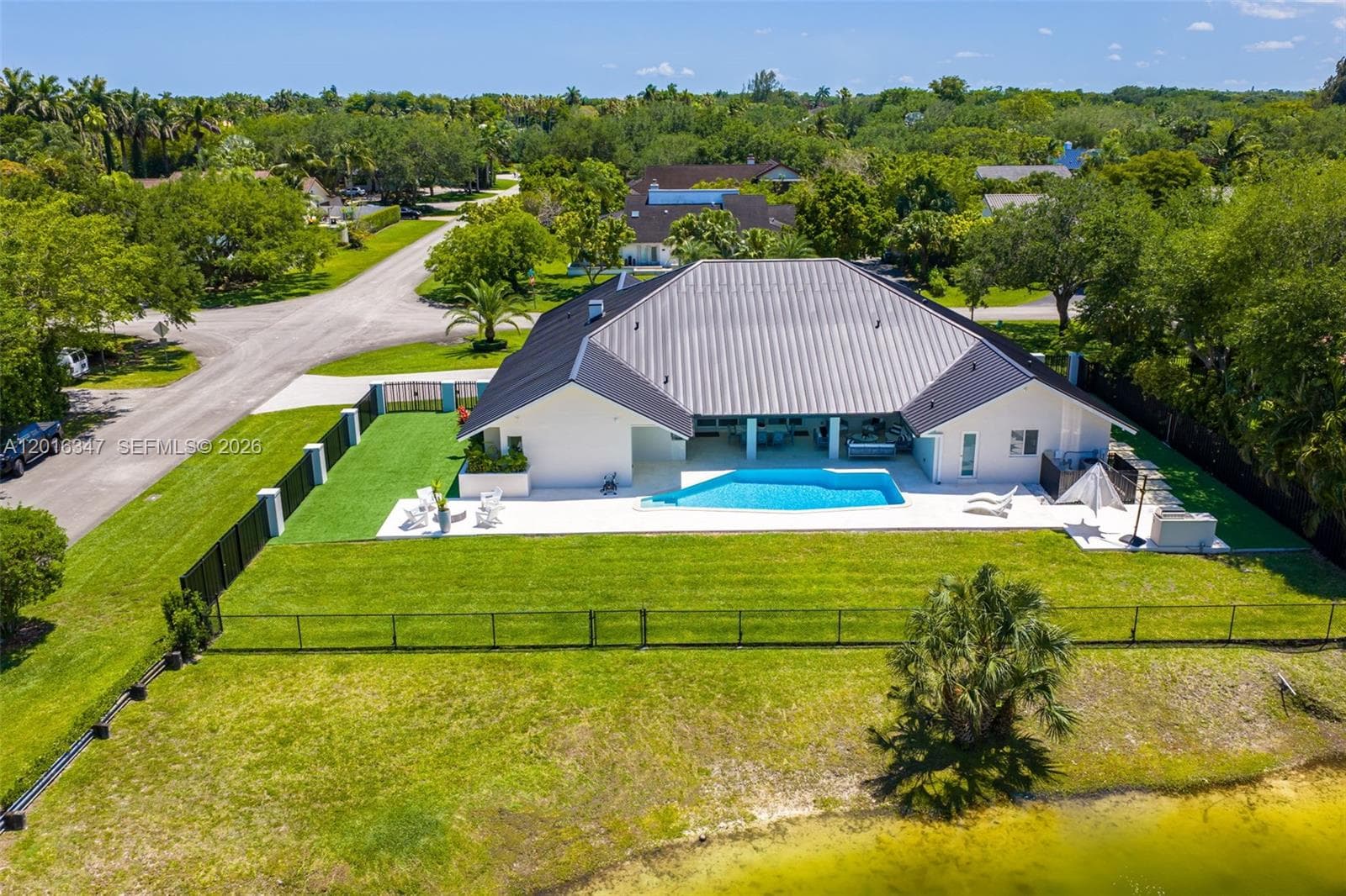 9201 SW 102nd St, Miami FL 33176 — 101