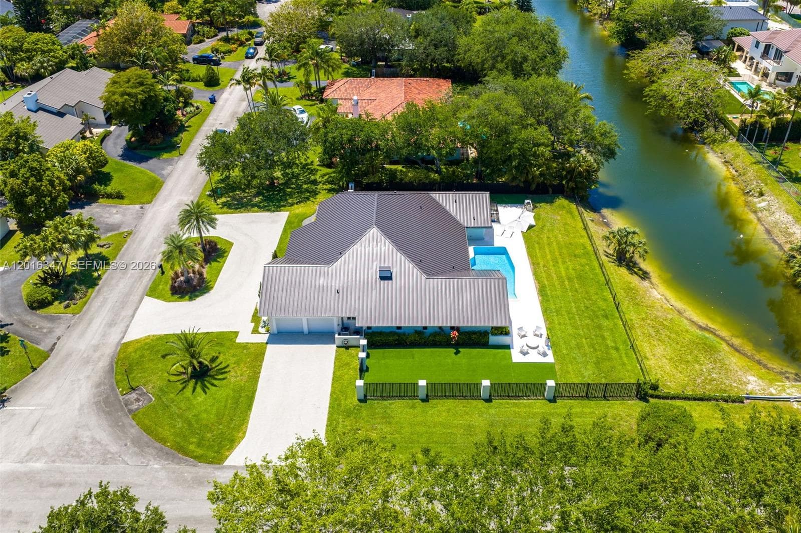9201 SW 102nd St, Miami FL 33176 — 98