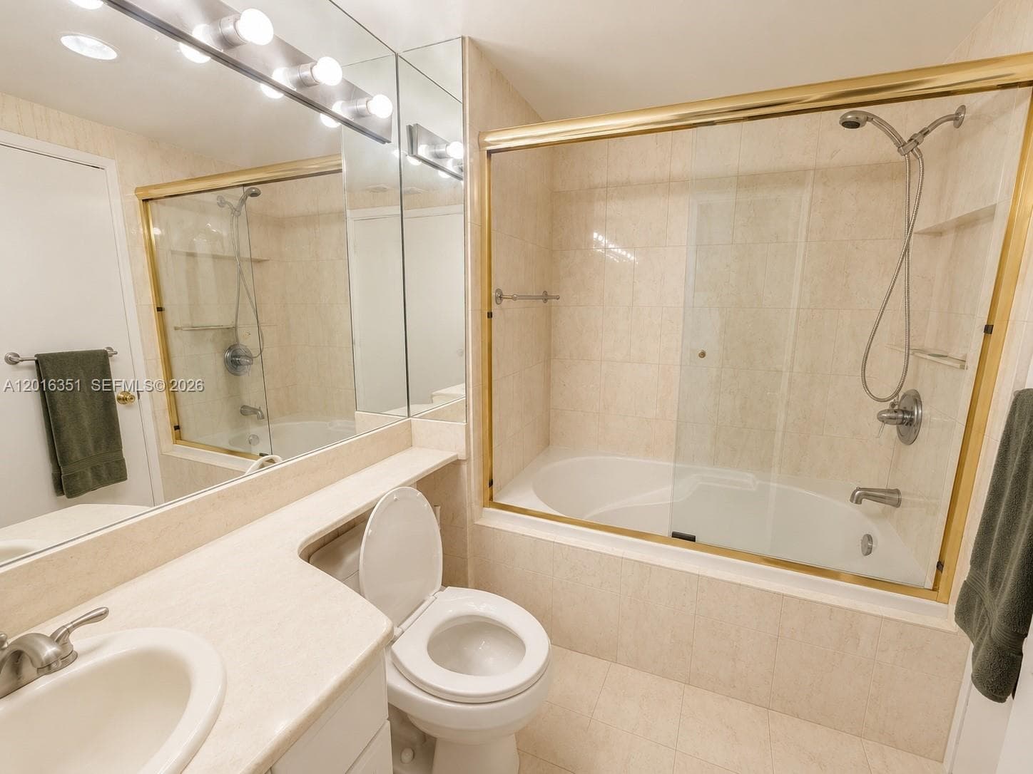 2000 Island Blvd # 2710, Aventura FL 33160 — 13