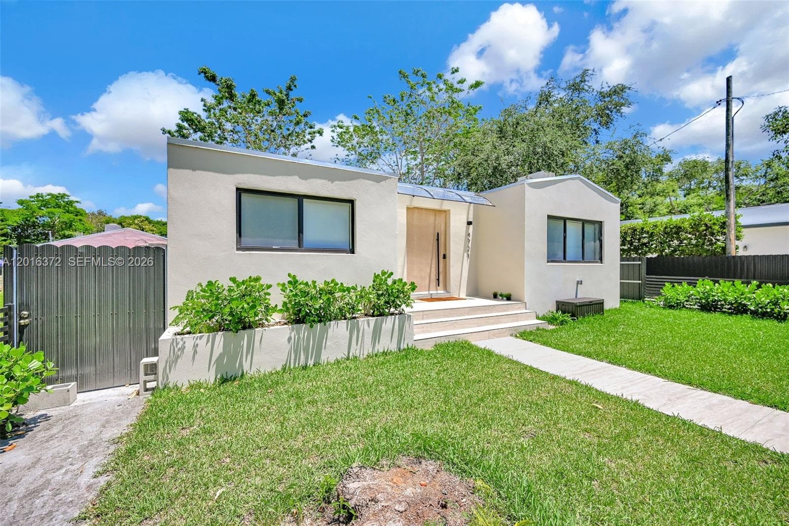 4721 NW 6th Ave, Miami FL 33127 — 4