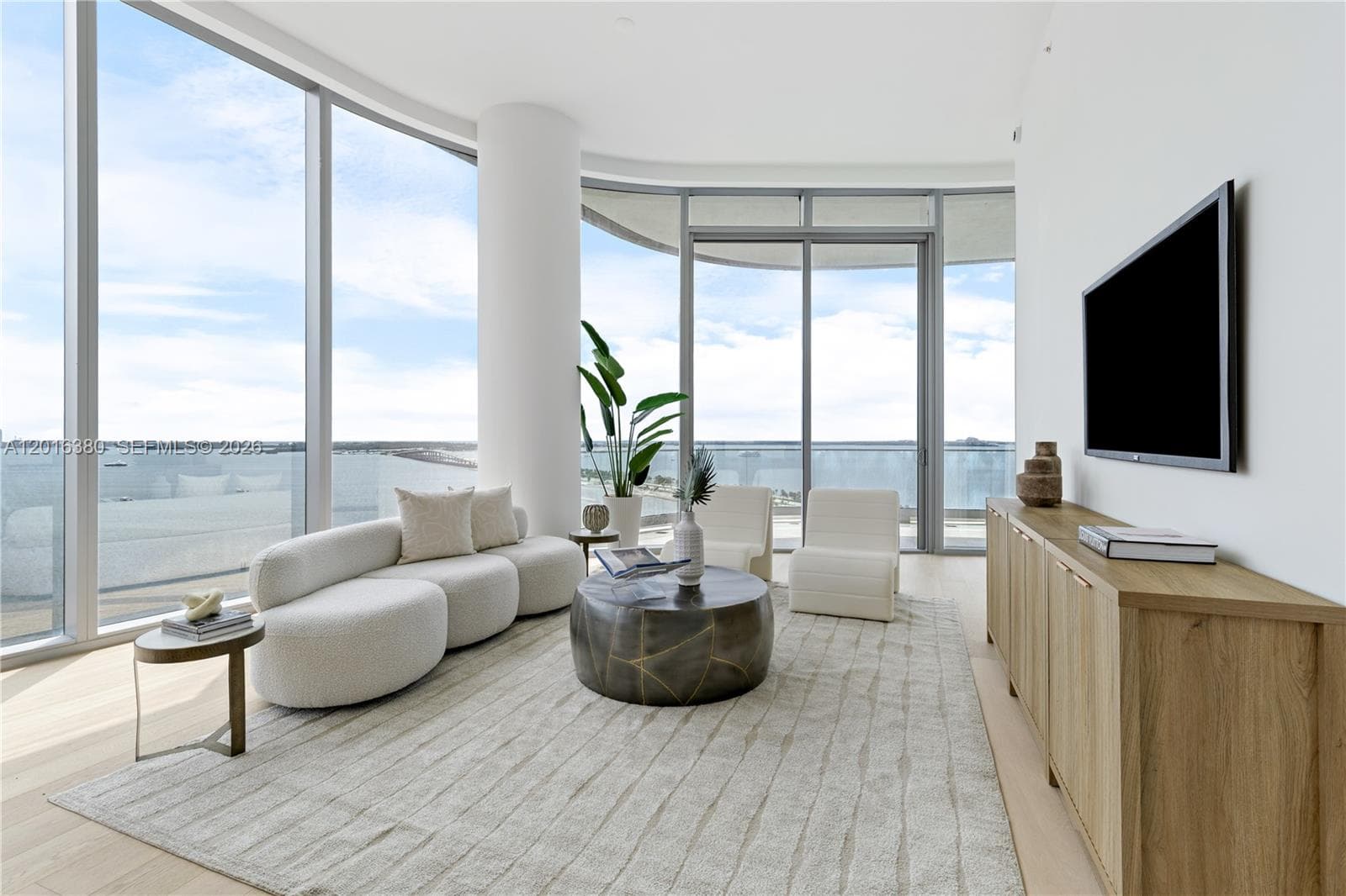 175 SE 25th road # 1601, Miami FL 33129 — 2