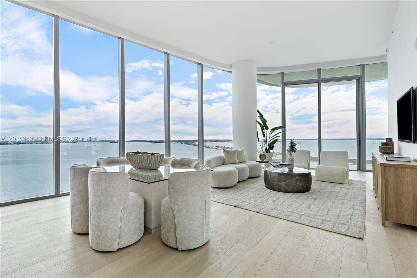 175 SE 25th road # 1601, Miami FL 33129 — 3