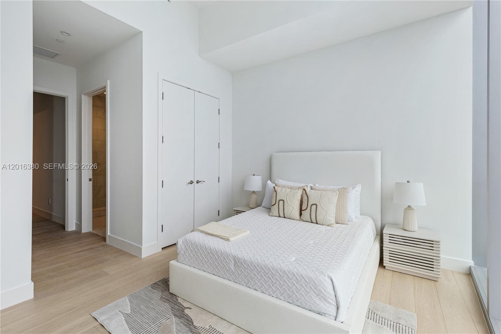 175 SE 25th road # 1601, Miami FL 33129 — 14