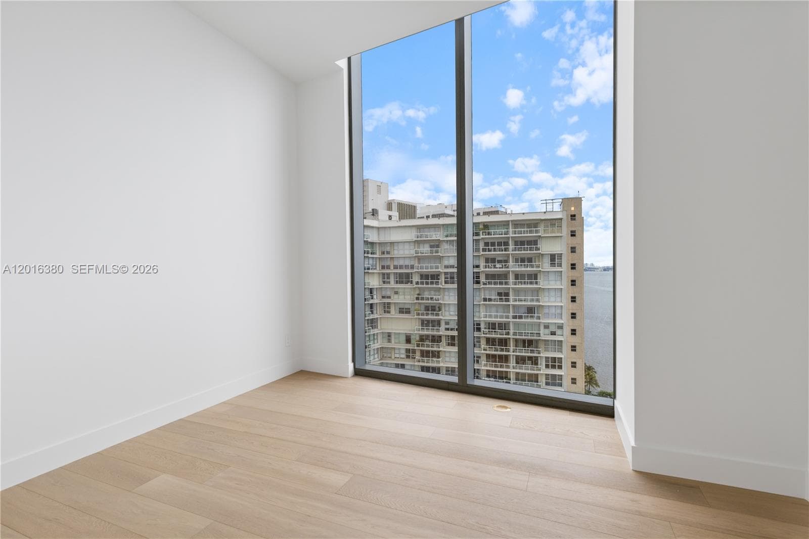 175 SE 25th road # 1601, Miami FL 33129 — 18