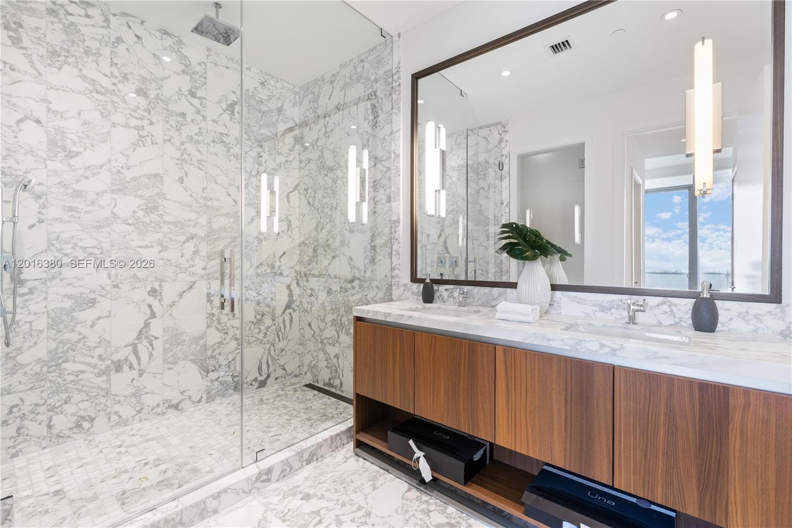 175 SE 25th road # 1601, Miami FL 33129 — 11