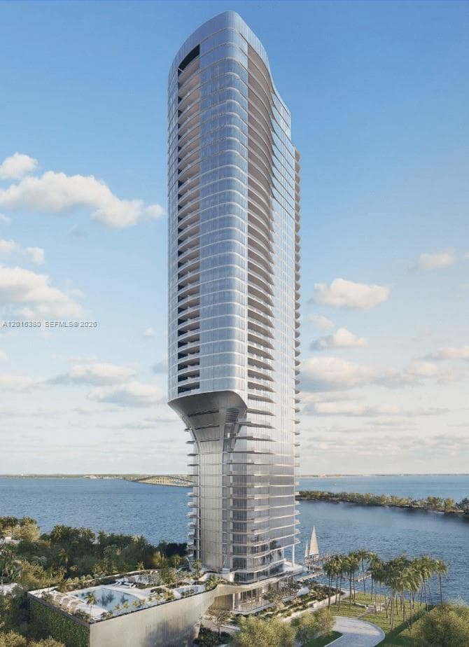 175 SE 25th road # 1601, Miami FL 33129 — 25