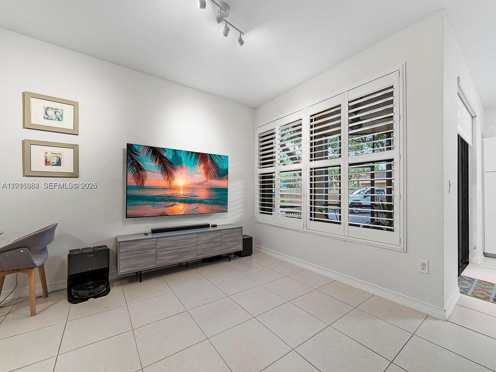 15533 N Miami Lakeway N # 19, Miami Lakes FL 33014 — 8