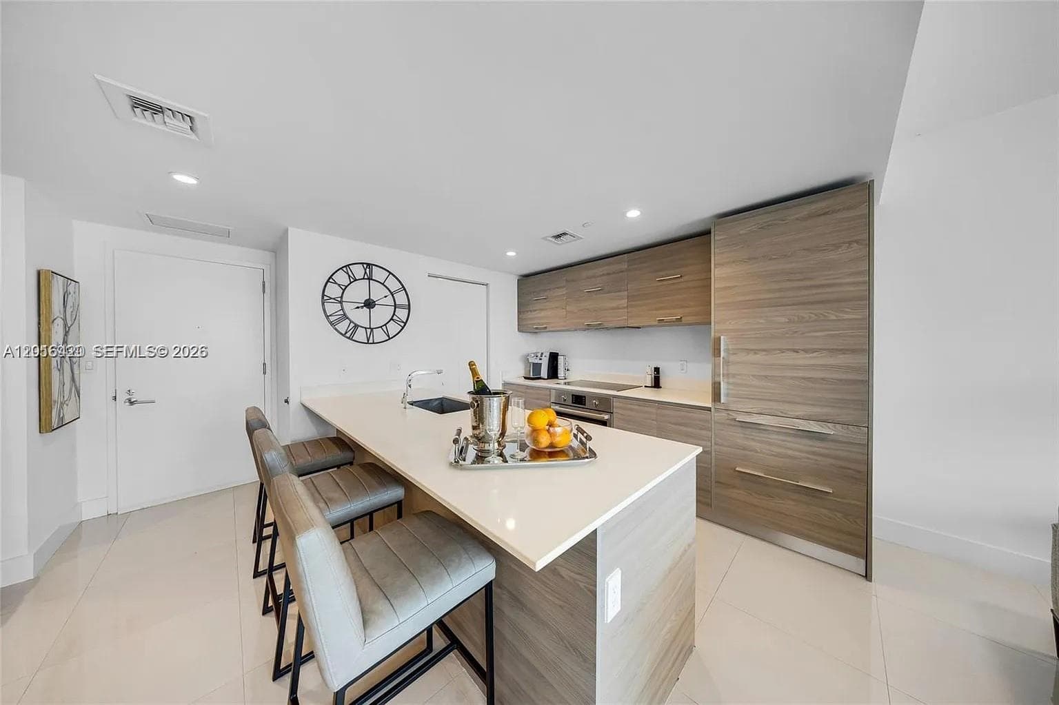 1300 S Miami Ave # 4704, Miami FL 33130 — 7