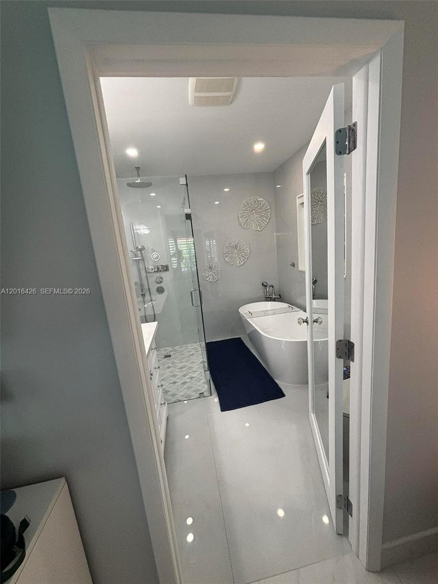 7511 Miami View Dr # 0, North Bay Village FL 33141 — 22