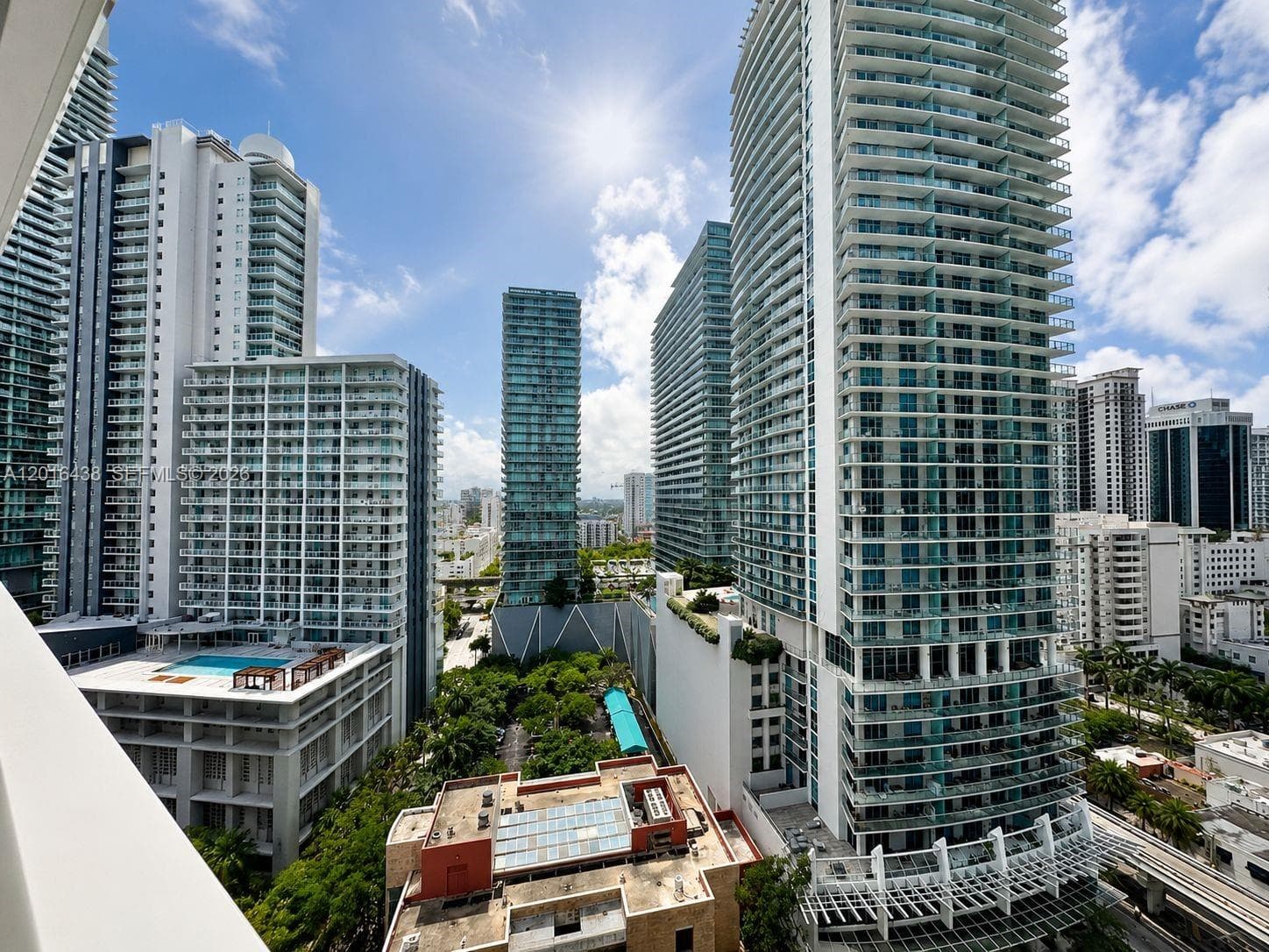 1080 Brickell Ave # 1705, Miami FL 33131 — 17
