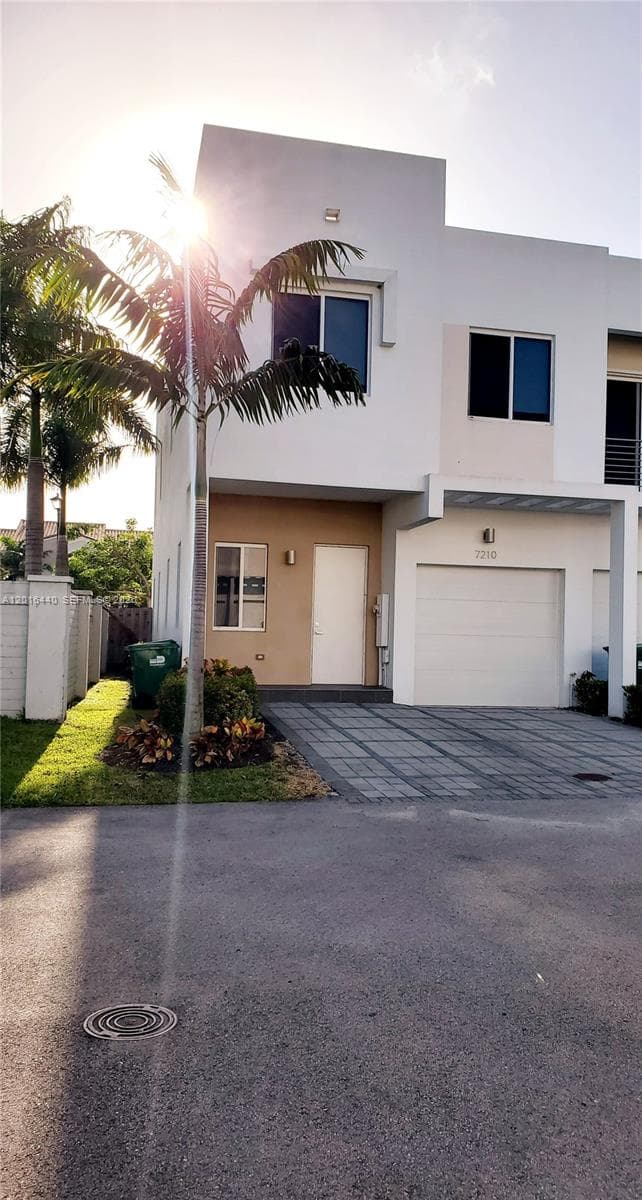 7210 NW 103rd Path, Doral FL 33178 — 3