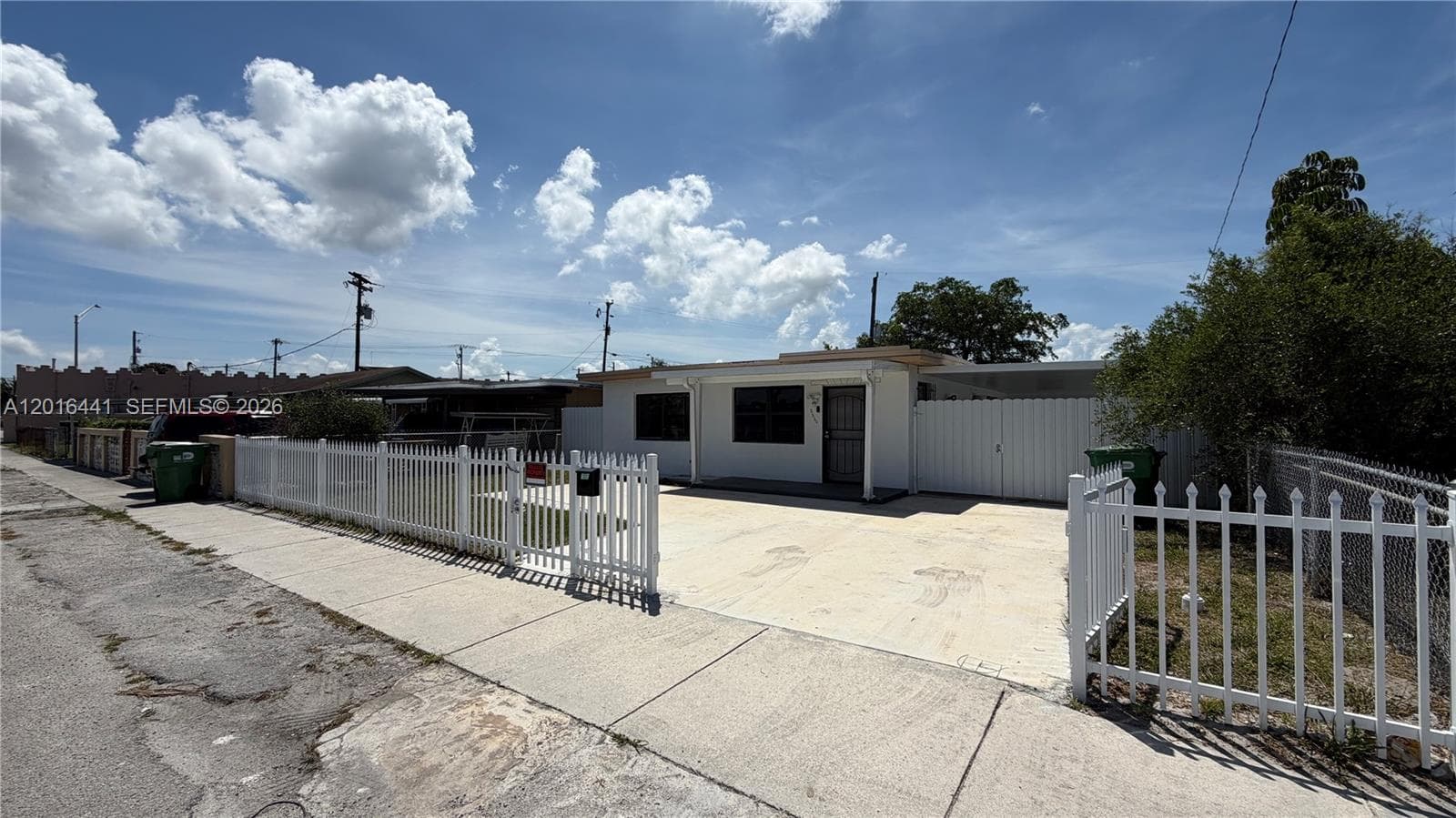 2230 Service Rd, Opa-Locka FL 33054 — 2