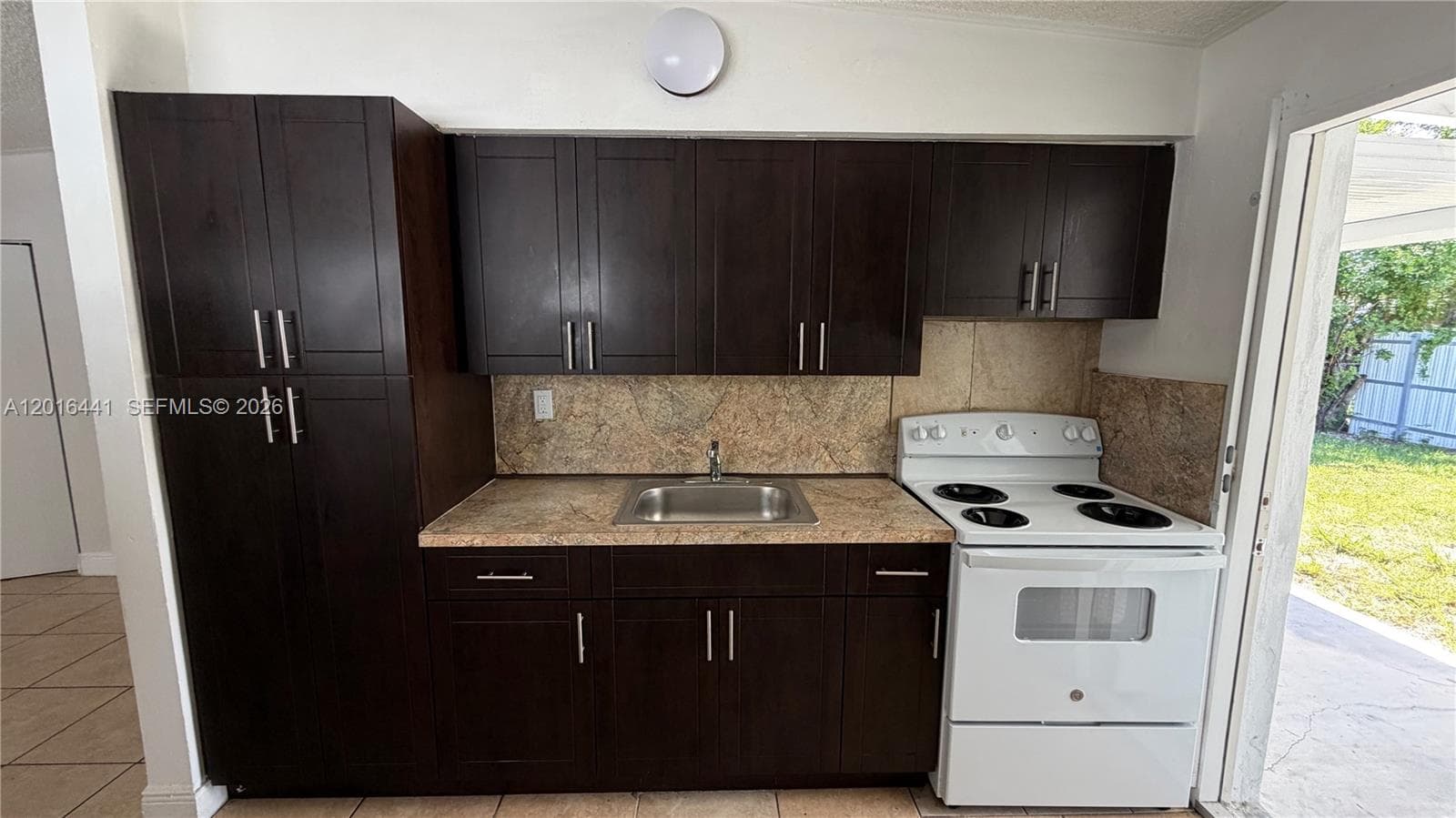 2230 Service Rd, Opa-Locka FL 33054 — 16