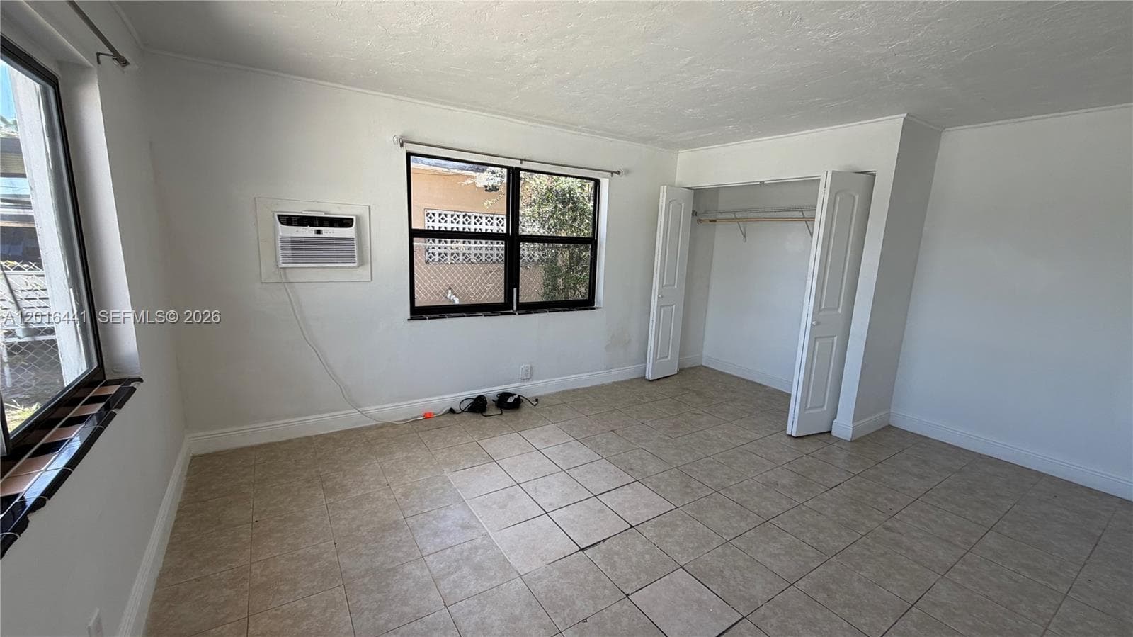 2230 Service Rd, Opa-Locka FL 33054 — 7