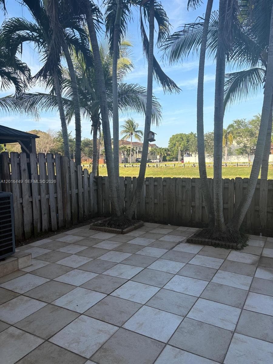 8525 SW 165th Pl # 8525, Miami FL 33193 — 27