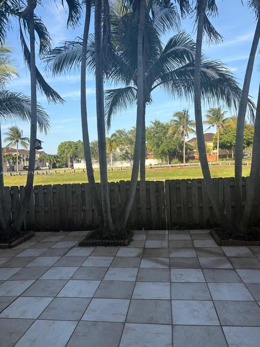 8525 SW 165th Pl # 8525, Miami FL 33193 — 28