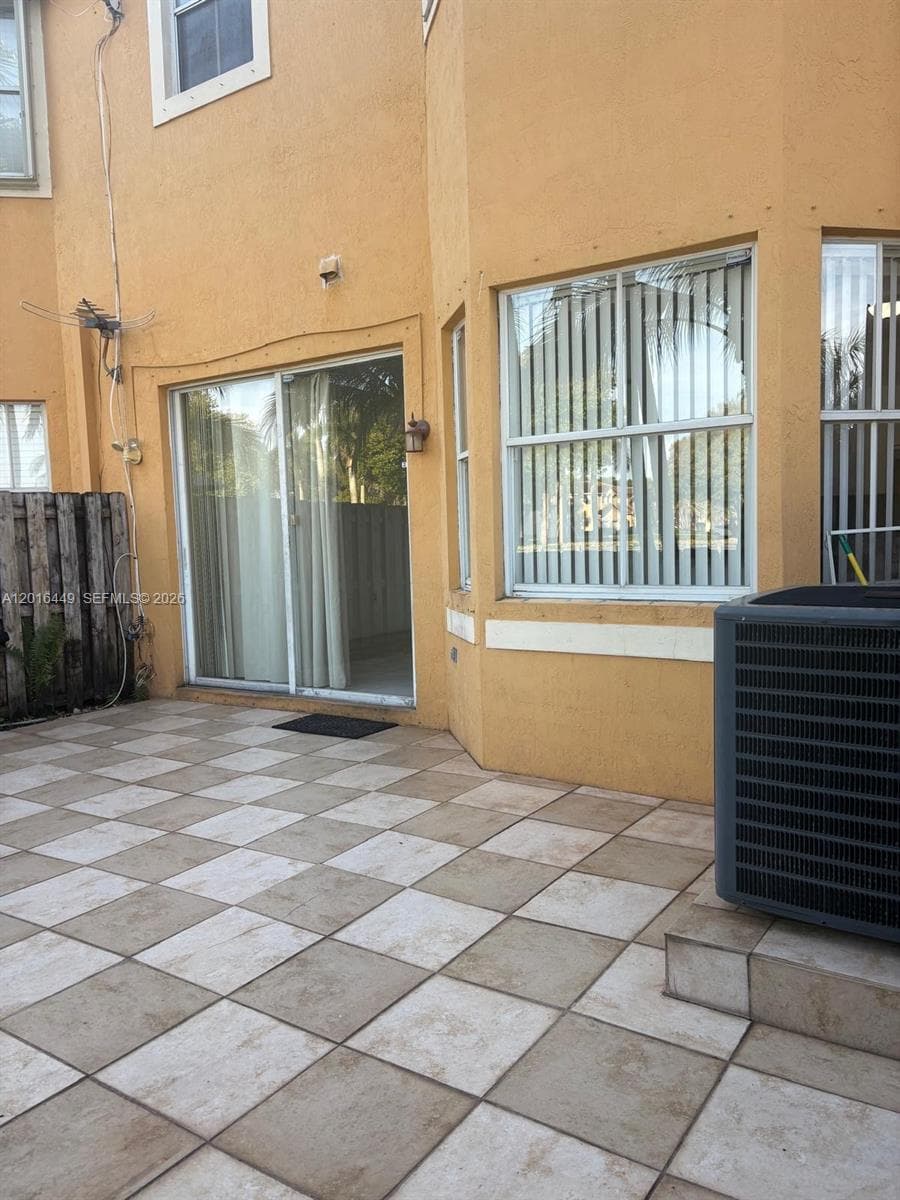 8525 SW 165th Pl # 8525, Miami FL 33193 — 24