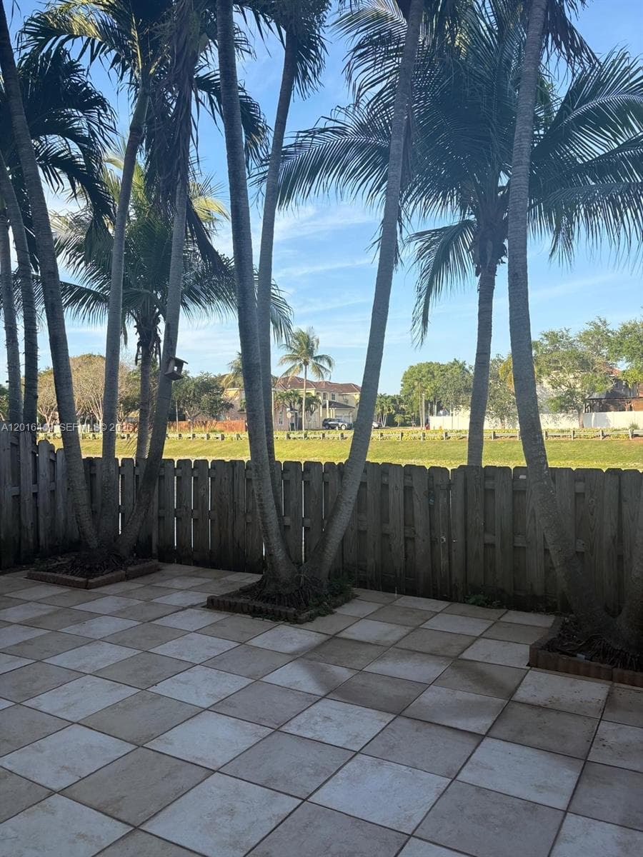 8525 SW 165th Pl # 8525, Miami FL 33193 — 25