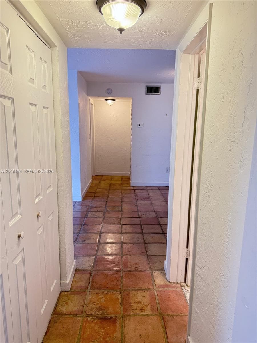 1205 Mariposa Ave # 301, Coral Gables FL 33146 — 3