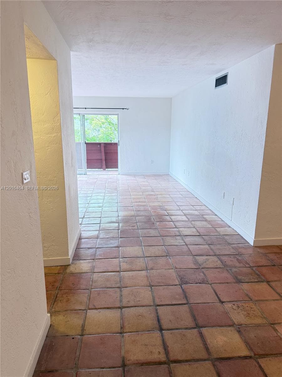 1205 Mariposa Ave # 301, Coral Gables FL 33146 — 21