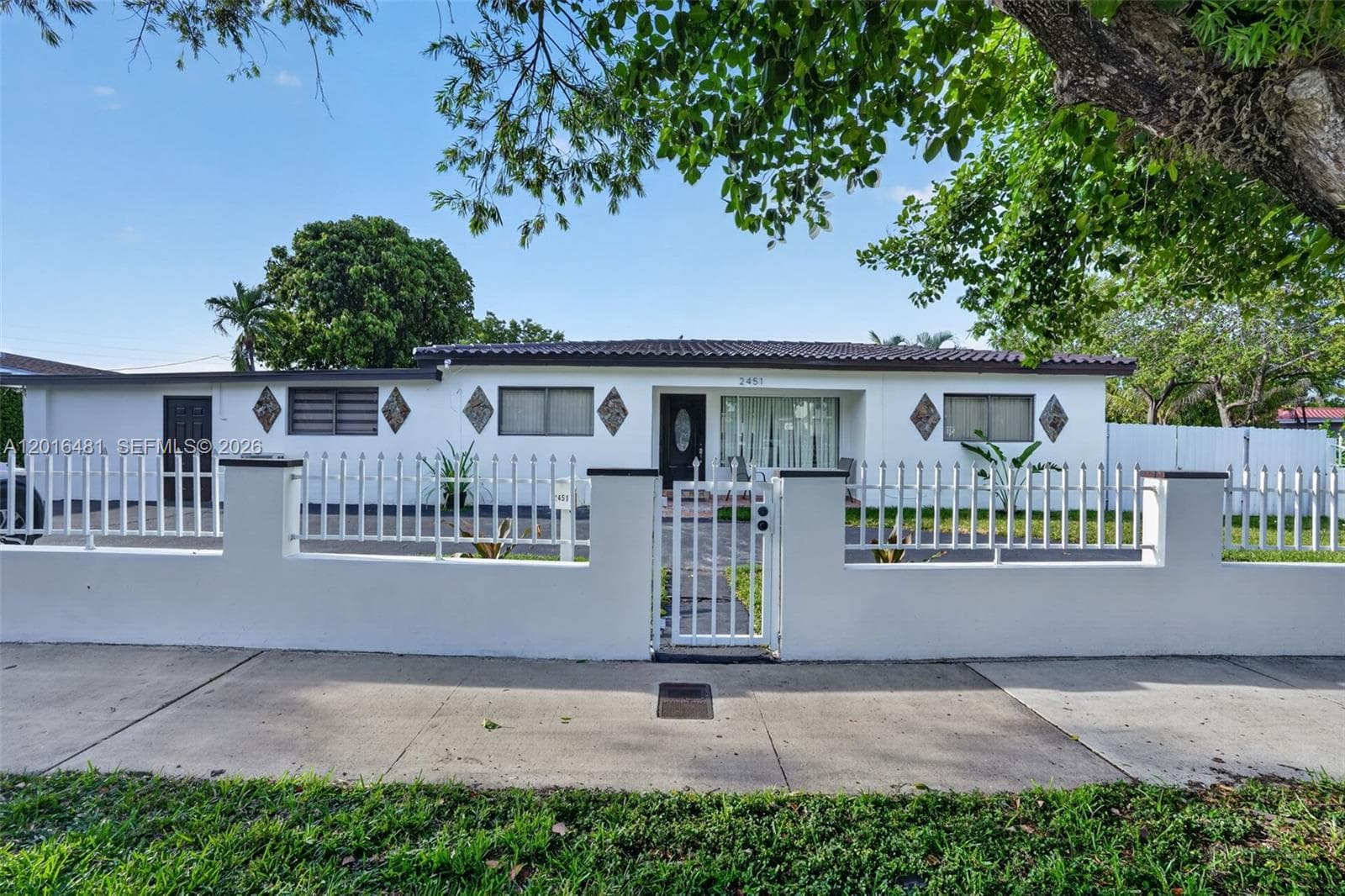 2451 NW 11th St, Miami FL 33125 — 1