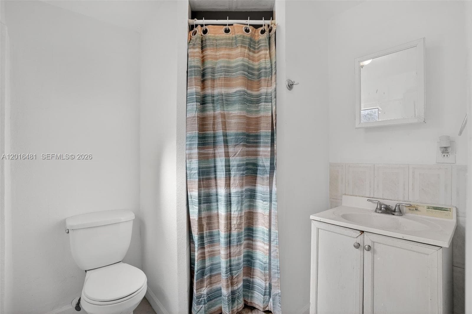 2451 NW 11th St, Miami FL 33125 — 33