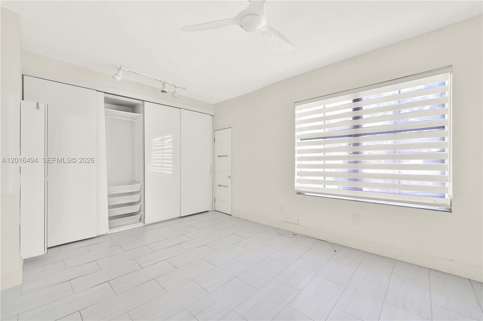 610 8th St # 102, Miami Beach FL 33139 — 17